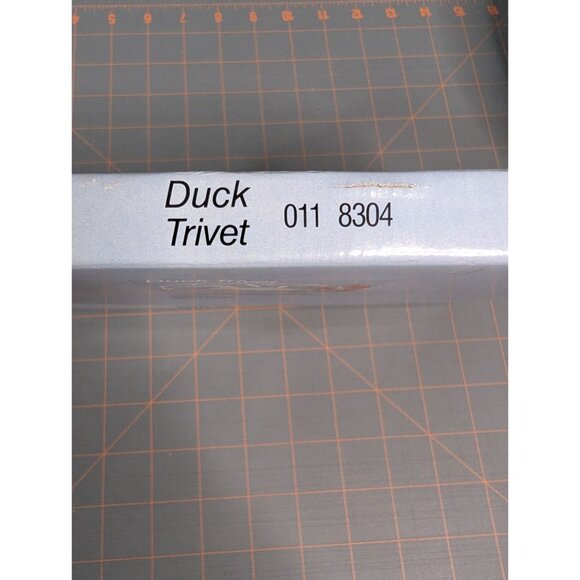 Wm. A. Rogers Duck Trivet Silverplate with original box - Picture 4 of 16